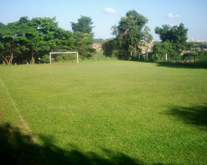 campo de futebol grande
